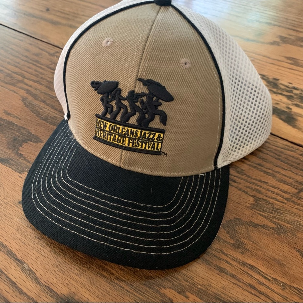 New Orleans Jazz & Heritage Festival Jazz Fest Trucker Hat Mesh Large XL Rare